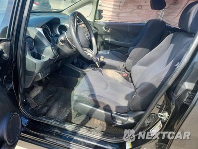 Zdjęcie 7 z 12 samochodu: 2009 HONDA FIT SPORT VIN:JHMGE87459S040923 - miniatura