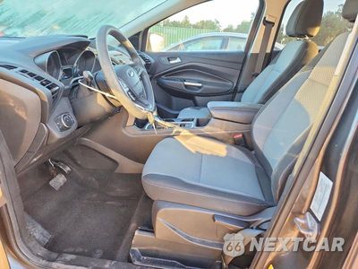 Zdjęcie 7 z 12 samochodu: 2017 FORD ESCAPE SE VIN:1FMCU9GDXHUA96881 - miniatura