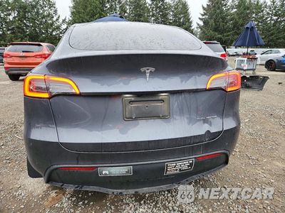 Zdjęcie 6 z 14 samochodu: 2023 TESLA MODEL Y VIN:7SAYGDEE9PF965903 - miniatura