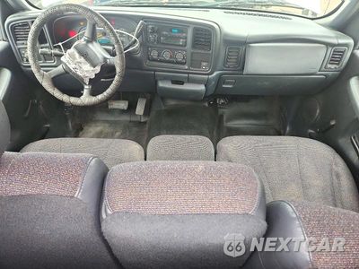 Zdjęcie 8 z 12 samochodu: 2000 CHEVROLET SILVERADO VIN:1GCEC14V4YE221558 - miniatura