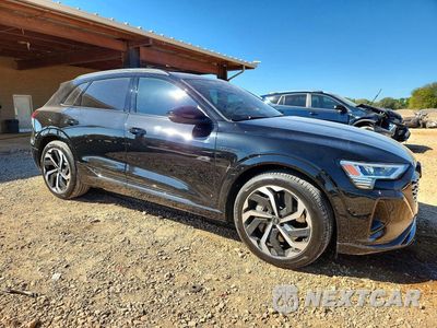 Czwarte zdjęcie samochodu z boku: 2024 AUDI Q8 E-TRON PREMIUM PLUS VIN:WA15AAGE1RB058270 - miniatura