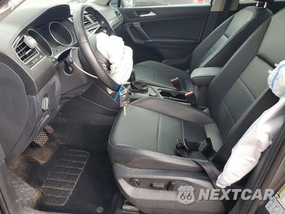 Zdjęcie 7 z 13 samochodu: 2020 VOLKSWAGEN TIGUAN SE VIN:3VV2B7AX6LM056969 - miniatura