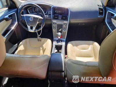 Zdjęcie 8 z 13 samochodu: 2016 VOLVO XC60 T5 PREMIER VIN:YV440MDK7G2906498 - miniatura