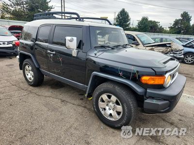Czwarte zdjęcie samochodu z boku: 2007 TOYOTA FJ CRUISER BASE VIN:JTEBU11F770024579 - miniatura
