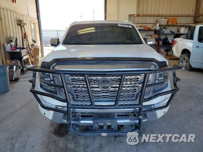 Piąte zdjęcie samochodu w środku: 2021 NISSAN TITAN PLATINUM RESERVE VIN:1N6AA1ED5MN516895 - miniatura