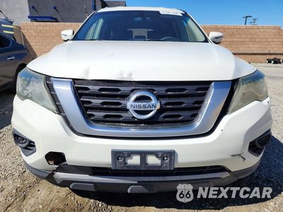 Piąte zdjęcie samochodu w środku: 2017 NISSAN PATHFINDER S VIN:5N1DR2MN8HC905536 - miniatura