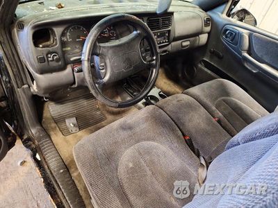 Zdjęcie 8 z 12 samochodu: 1998 DODGE DAKOTA VIN:1B7GG26X6WS618351 - miniatura