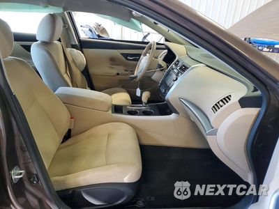 Zdjęcie 7 z 12 samochodu: 2015 NISSAN ALTIMA 2.5 SV VIN:1N4AL3AP4FC179181 - miniatura