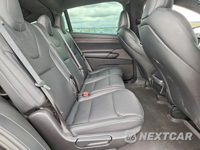 Zdjęcie 11 z 13 samochodu: 2023 TESLA MODEL X VIN:7SAXCDE50PF428991 - miniatura