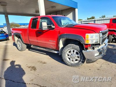 Czwarte zdjęcie samochodu z boku: 2013 CHEVROLET SILVERADO K2500 HEAVY DUTY LT VIN:1GC2KXCG7DZ247831 - miniatura