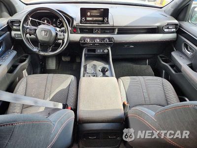 Zdjęcie 8 z 13 samochodu: 2025 HONDA PILOT SPORT VIN:5FNYG1H3XSB063212 - miniatura