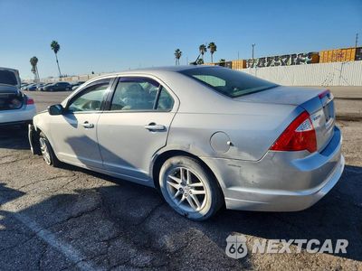 Drugie zdjęcie samochodu z przodu: 2010 FORD FUSION S VIN:3FAHP0GA2AR257729 - miniatura