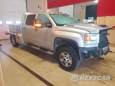 Czwarte zdjęcie samochodu z boku: 2019 GMC SIERRA K2500 HEAVY DUTY VIN:1GD12NEY7KF149284 - miniatura