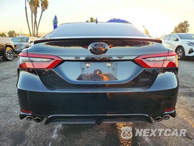 Zdjęcie 6 z 12 samochodu: 2022 TOYOTA CAMRY XSE VIN:4T1K61AK8NU013927 - miniatura