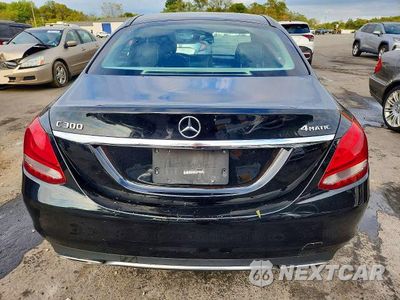 Zdjęcie 6 z 13 samochodu: 2017 MERCEDES-BENZ C 300 4MATIC VIN:WDDWF4KBXHR244976 - miniatura