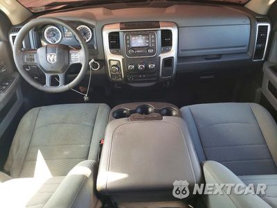 Zdjęcie 8 z 12 samochodu: 2017 RAM 1500 SLT VIN:1C6RR7GG6HS583643 - miniatura