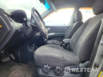 Zdjęcie 7 z 13 samochodu: 2007 KIA SPORTAGE LX VIN:KNDJE723077312312 - miniatura