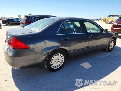 Trzecie zdjęcie samochodu z tyłu: 2006 HONDA ACCORD LX VIN:1HGCM56426A049830 - miniatura