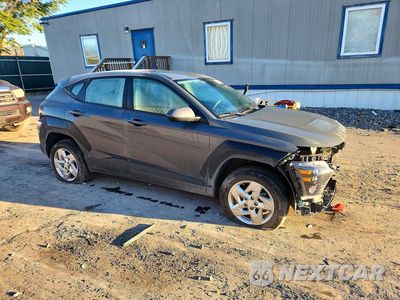 Czwarte zdjęcie samochodu z boku: 2025 HYUNDAI KONA SE VIN:KM8HACAB2SU337889 - miniatura