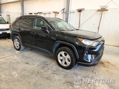 Czwarte zdjęcie samochodu z boku: 2019 TOYOTA RAV4 XLE VIN:2T3P1RFV9KC040953 - miniatura