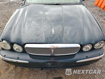 Zdjęcie 11 z 12 samochodu: 2006 JAGUAR XJ8 L VIN:SAJWA79B16SG49893 - miniatura