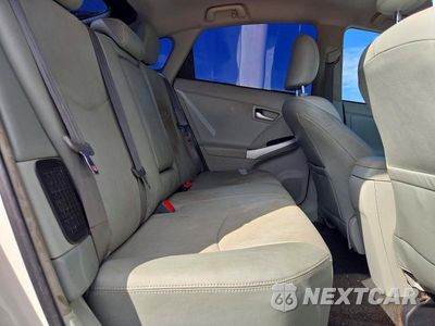Zdjęcie 10 z 12 samochodu: 2014 TOYOTA PRIUS FIVE VIN:JTDKN3DU0E1838393 - miniatura