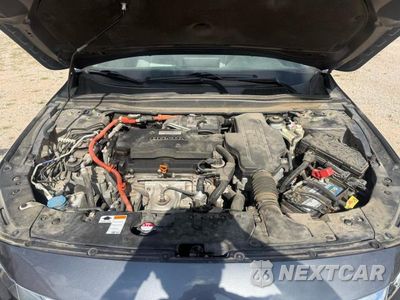 Zdjęcie 7 z 10 samochodu: 2019 HONDA ACCORD HYBRID VIN:1HGCV3F1XKA002546 - miniatura