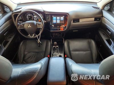 Zdjęcie 8 z 12 samochodu: 2020 MITSUBISHI OUTLANDER SE VIN:JA4AZ3A38LZ031317 - miniatura