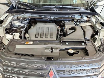 Zdjęcie 12 z 13 samochodu: 2026 MITSUBISHI ECLIPSE CROSS SE VIN:JA4ATWAA0TZ037839 - miniatura