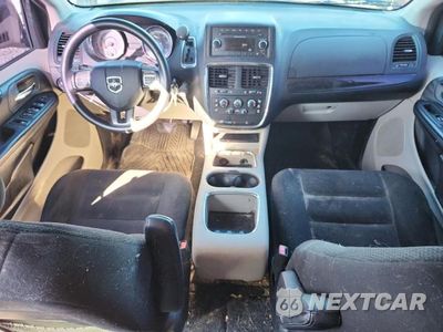Zdjęcie 8 z 13 samochodu: 2014 DODGE GRAND CARAVAN SXT VIN:2C4RDGCG8ER210517 - miniatura