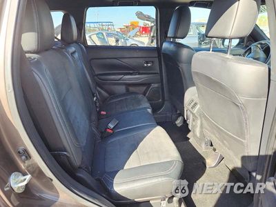 Zdjęcie 11 z 13 samochodu: 2019 MITSUBISHI OUTLANDER SE VIN:JA4AZ3A39KZ025220 - miniatura