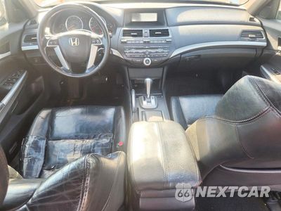 Zdjęcie 8 z 12 samochodu: 2009 HONDA ACCORD EXL VIN:1HGCP36879A014008 - miniatura