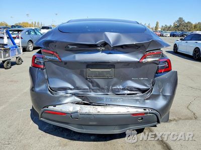 Zdjęcie 6 z 13 samochodu: 2023 TESLA MODEL Y VIN:7SAYGAEE8PF743044 - miniatura