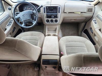 Zdjęcie 8 z 13 samochodu: 2003 FORD EXPLORER XLT VIN:1FMZU83WX3UA06066 - miniatura