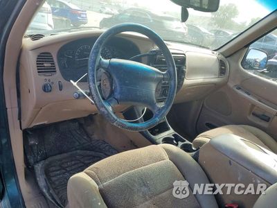 Zdjęcie 8 z 13 samochodu: 1998 FORD EXPLORER VIN:1FMYU24E7WUC04266 - miniatura