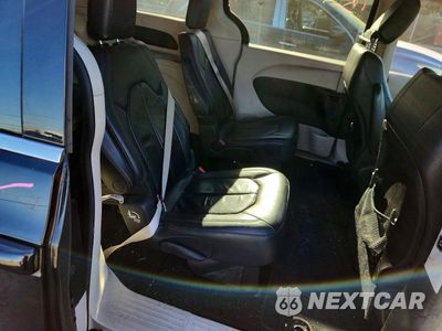Zdjęcie 11 z 13 samochodu: 2017 CHRYSLER PACIFICA TOURING L VIN:2C4RC1BG7HR532782 - miniatura