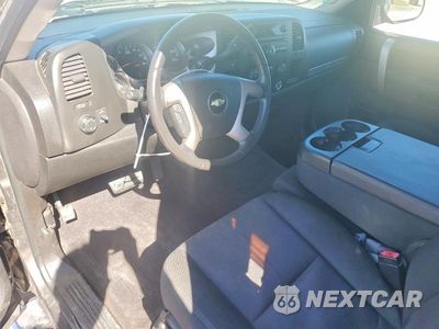 Zdjęcie 8 z 12 samochodu: 2010 CHEVROLET SILVERADO C1500 LT VIN:1GCSCSE08AZ119609 - miniatura