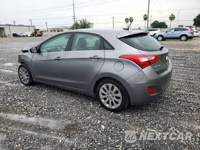 Drugie zdjęcie samochodu z przodu: 2017 HYUNDAI ELANTRA GT BASE VIN:KMHD35LH3HU359396 - miniatura
