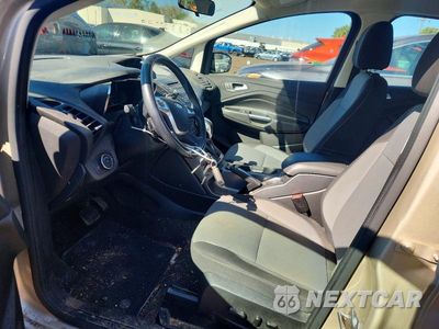 Zdjęcie 7 z 12 samochodu: 2017 FORD C-MAX VIN:1FADP5AU4HL111677 - miniatura
