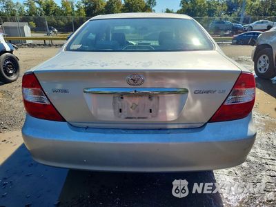 Zdjęcie 6 z 12 samochodu: 2004 TOYOTA CAMRY LE VIN:4T1BE32K94U806715 - miniatura