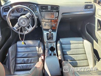 Zdjęcie 8 z 12 samochodu: 2017 VOLKSWAGEN GTI SPORT VIN:3VW547AU7HM040926 - miniatura