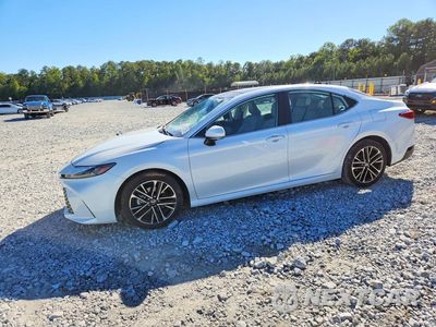 2025 TOYOTA CAMRY XLE 4T1DAACK4SU192418 - główne zdjęcie licytacji z USA - miniatura