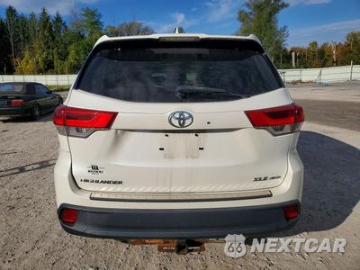 Zdjęcie 6 z 13 samochodu: 2017 TOYOTA HIGHLANDER XLE VIN:5TDJZRFH6HS365271 - miniatura