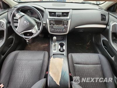 Zdjęcie 8 z 13 samochodu: 2016 NISSAN ALTIMA 2.5 S VIN:1N4AL3AP1GC213983 - miniatura