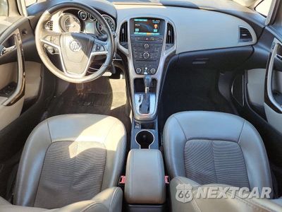 Zdjęcie 8 z 12 samochodu: 2013 BUICK VERANO VIN:1G4PP5SK7D4132589 - miniatura