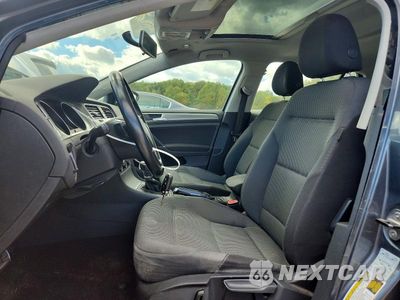 Zdjęcie 7 z 12 samochodu: 2016 VOLKSWAGEN GOLF S/SE VIN:3VW217AUXGM029770 - miniatura