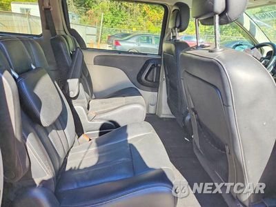 Zdjęcie 11 z 14 samochodu: 2015 CHRYSLER TOWN & COUNTRY TOURING L VIN:2C4RC1CG6FR525902 - miniatura