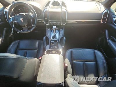 Zdjęcie 8 z 13 samochodu: 2014 PORSCHE CAYENNE VIN:WP1AA2A23ELA01662 - miniatura