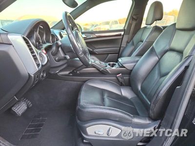 Zdjęcie 7 z 13 samochodu: 2014 PORSCHE CAYENNE VIN:WP1AF2A27ELA40952 - miniatura
