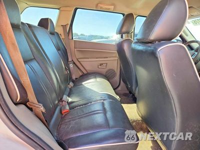 Zdjęcie 11 z 13 samochodu: 2008 JEEP GRAND CHEROKEE LAREDO VIN:1J8GR48K18C144404 - miniatura